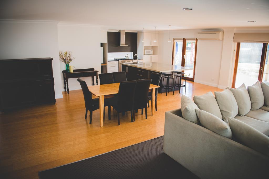 The Hicks Villa Leongatha Exterior photo